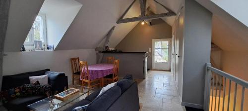 Appartement accueillant à Luynes, 60 m² avec jardin (Appartement accueillant a Luynes, 60 m² avec jardin) in ลูย์น