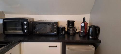 Appartement accueillant à Luynes, 60 m² avec jardin (Appartement accueillant a Luynes, 60 m² avec jardin) in ลูย์น