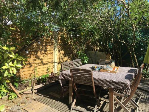 Maison Jardin Proche Paris gîte à louer Villiers-sur-Orge