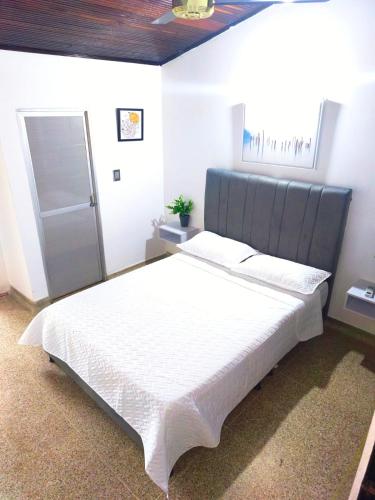 Habitación Premium al lado del CC San Silvestre