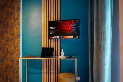 WagnerStays 2BD Suites City Center Residence