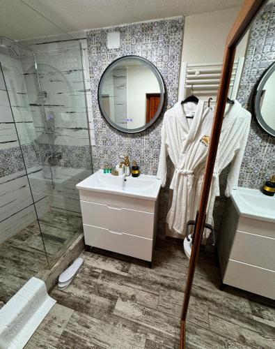 Pensiunea PORTAS RESORT Pensiunea PORTAS RESORT