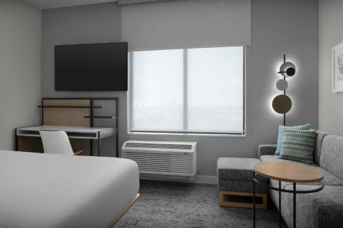 1 king bed, 1 sofa bed