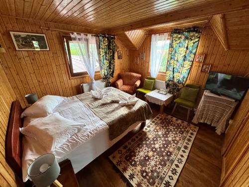 Pensiunea PORTAS RESORT Pensiunea PORTAS RESORT