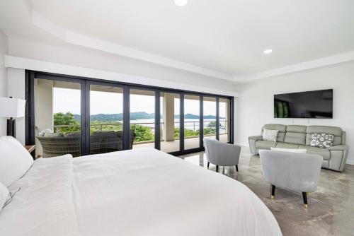 360 Flamingo West L House