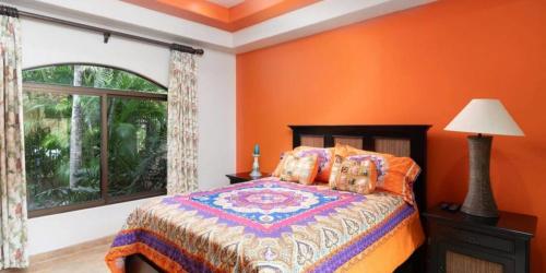 Waterfall Haven-playa Potrero