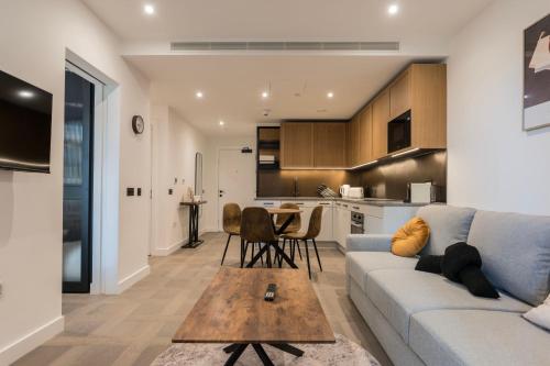 Stunning Flat next to Tower bridge II with AirCon 2