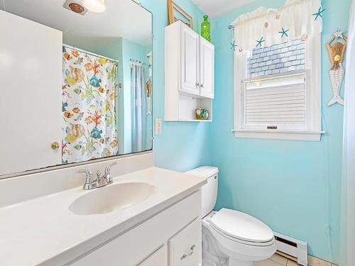 Wifi, Outdoor Shower, Deck, Ocean Side 2Nd Floor Duplex Ocean Side 1St Floor Duplex, A Short Walk From The Best Lbi Attractions, A Small Park, And,