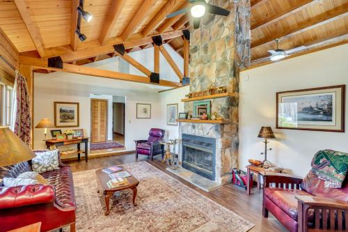 Family Retreat with Deck Near Appalachian Trail! in Berryville, USA