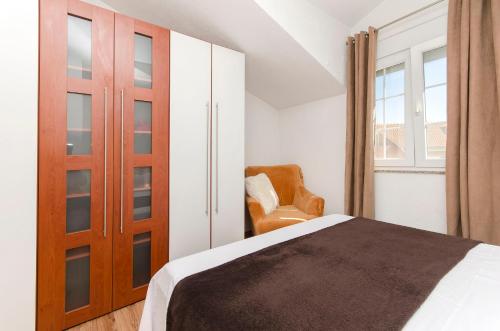 Two-Bedroom Apartment image 8