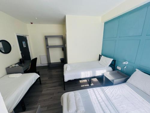 Calypso Hotel Blackpool Room Type - Large Family Room