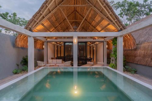 Luxury Villa TOH 4 with Private Pool