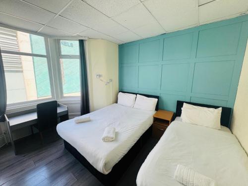 Calypso Hotel - main image