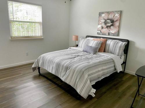 3-BR Cheerful Townhouse Long-Term for Families – khách sạn tại Sugarland