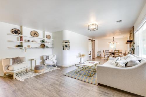 Sonoma County Vacation Rental w/ Vineyard Views! in Forestvilla (CA)