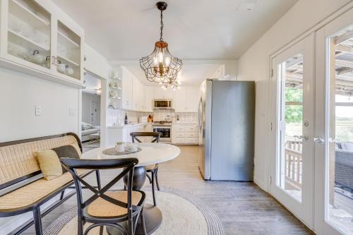 Sonoma County Vacation Rental w/ Vineyard Views! in Forestvilla (CA)