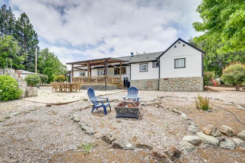 Sonoma County Vacation Rental w/ Vineyard Views! in Forestvilla (CA)