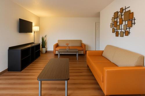 Motel 6-Duluth MN - image 11
