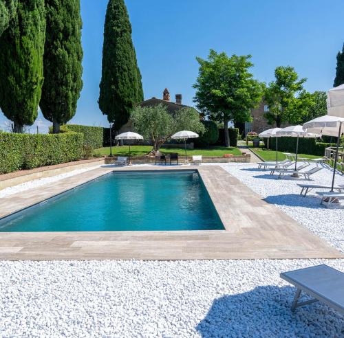 Villa with Garden View