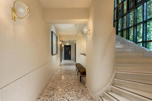 Gatsby Athens - image 2