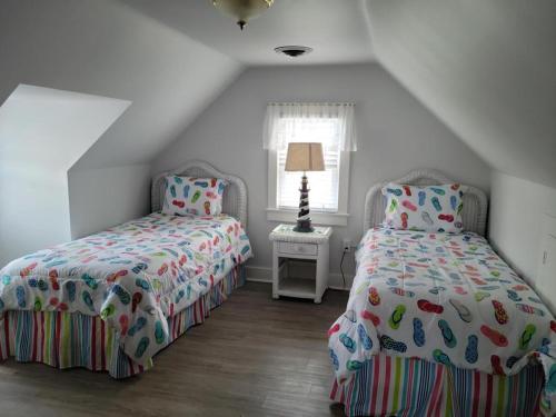 Pet Friendly Wifi Beach Badges Outdoor Shower Wd Ocean Block in Beach Haven (NJ)