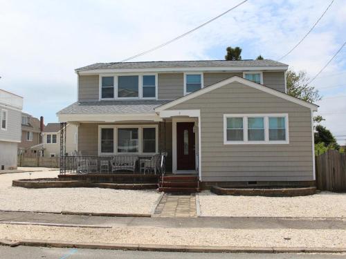 Duplex 2Nd Fl Beach Badges Oceanside Outdoor Shower Wifi Duplex 2Nd Fl Beach Badges Oceanside Outdoor Shower Wifi