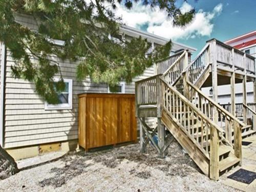 Duplex 2Nd Fl Beach Badges Oceanside Outdoor Shower Wifi Duplex 2Nd Fl Beach Badges Oceanside Outdoor Shower Wifi