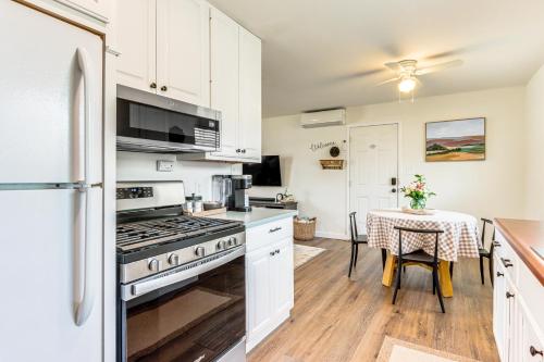 4 Mi to Dtwn Dog-Friendly Fayetteville Home 4 Mi to Dtwn Dog-Friendly Fayetteville Home