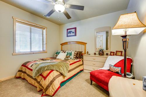 Less Than 1 Mi to Brian Head Resort Spacious Cabin! Less Than 1 Mi to Brian Head Resort Spacious Cabin!