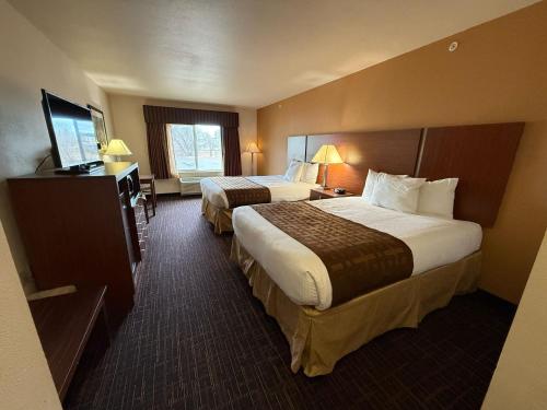 2 double beds