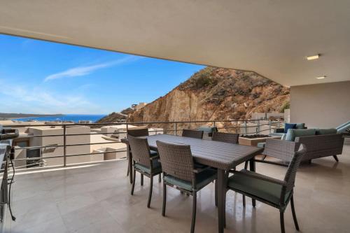Ocean View 2 Infinity Pools Pedregal 3 King bed - image 5