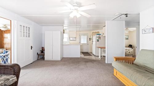 Bay Front 2Nd Floor Duplex Boasts Amazing Bay Views From Both Porch And Deck Located In Ship Bottom 14016 Bay Front 2Nd Floor Duplex Boasts Amazing Bay Views From Both Porch And Deck Located In Ship Bottom 14016