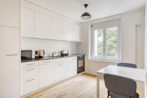 KAYA Zurich Apartment PARAIBA- Downtown Deluxe 2BR Apt, Zúrich (foto 10)