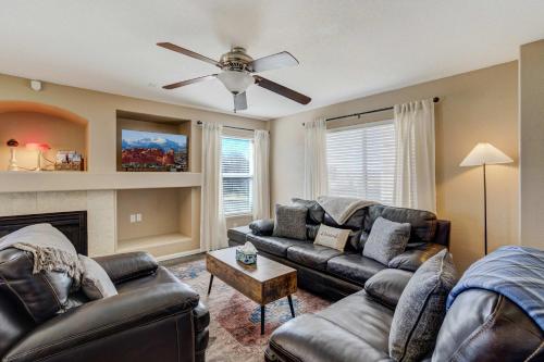 Silver Lining Trails & Peaks BBQ Dog-friendly