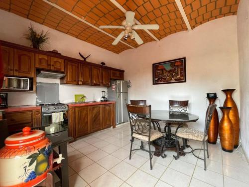 Hermi Bungalows in Penita de Jaltemba