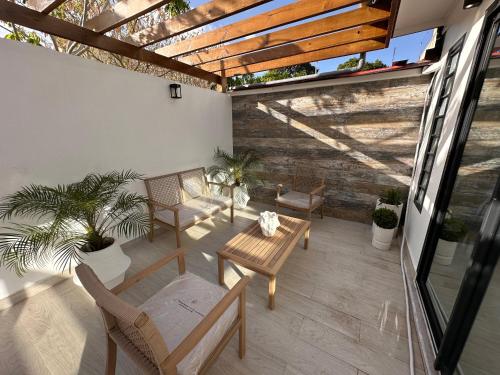 Balcony/terrace, Hebergement La solitude in Les Abymes
