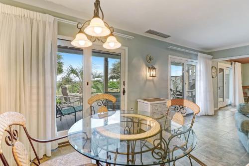 Dog Friendly Beach House in Fernandina Beach, USA
