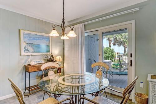 Dog Friendly Beach House in Fernandina Beach, USA