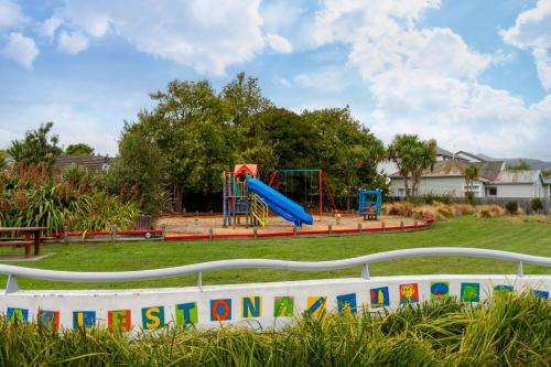 Playground, Bright & Spacious 2BR near Ara Institute and CBD in Phillpstown