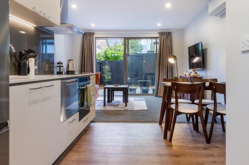 Facilities, Bright & Spacious 2BR near Ara Institute and CBD in Phillpstown