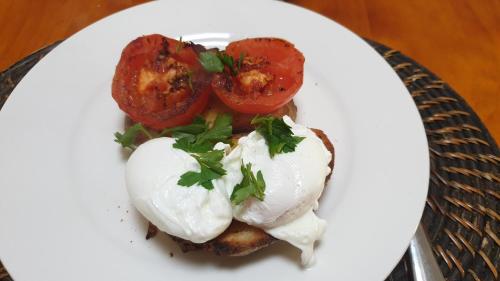 طعام و مشروبات, Blackburn Lake Bed and Breakfast in فوريست هيل