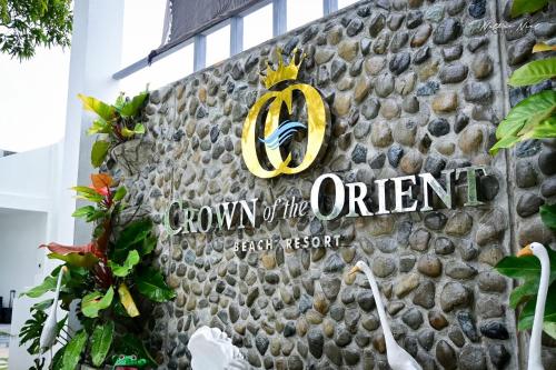 Crown of the Orient Beach Resort in Gloria