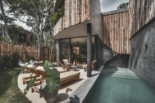 Jungle Luxury Villa Pvt Pool 100mbs AC Concierge D9 in Tulum, Mexico