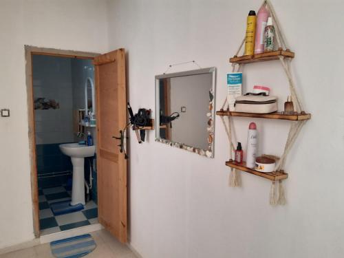 Makam Marsa ben M'hidi Telemcen in Marsa Ben M'Hidi