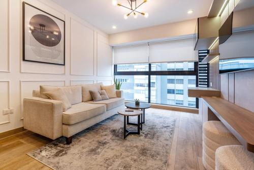 Atenea 1BR by Geko