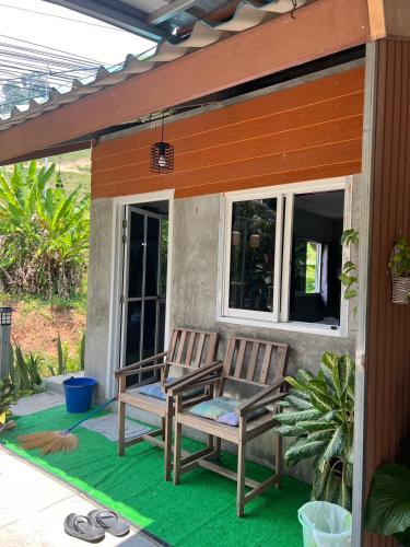 A szálláshely kívülről, CHONNAPHA HOMESTAY near Hin Lad Vízesés