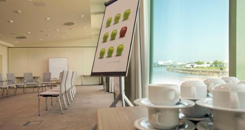 Best Western Plus Hotel Bremerhaven - image 9
