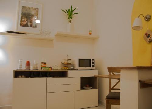 Food and beverages, B&B Le Comari Salentine near Pizzeria Mediterranea