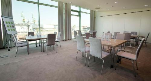Best Western Plus Hotel Bremerhaven - image 10