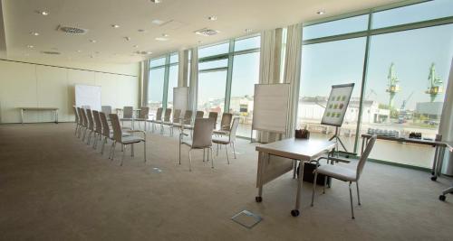 Best Western Plus Hotel Bremerhaven - image 8